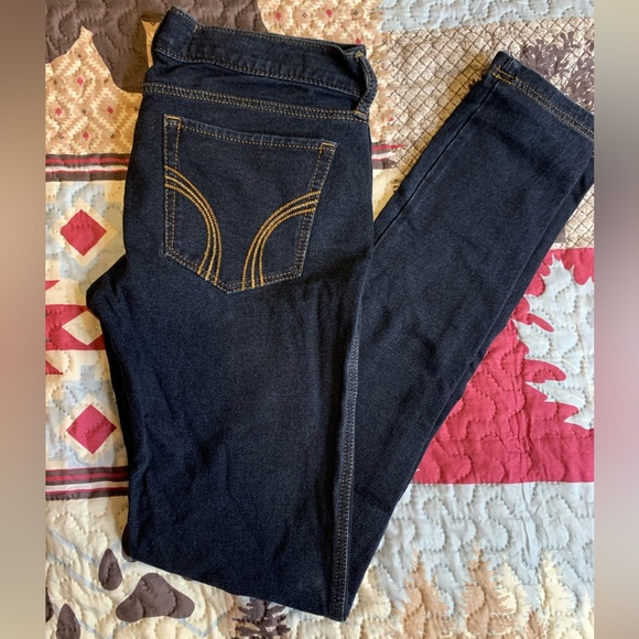 🍉Holister jeans, dark denim, skinny, social stretch, 3, soft, low rise - Picture 8 of 9
